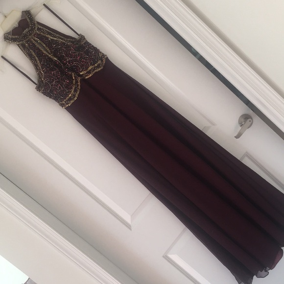 ALYCE DESIGNS Beaded Halter Formal Dress Prom Gown - Picture 2 of 5